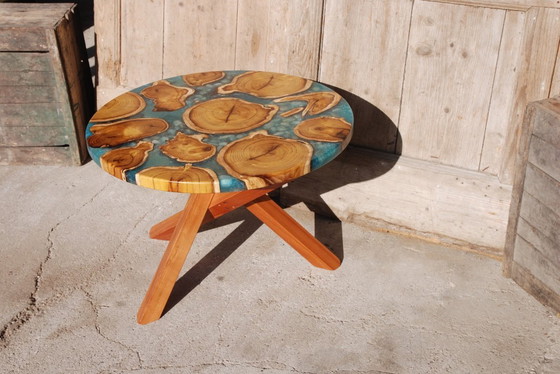 Image 1 of Coffee table in resina epossidica
