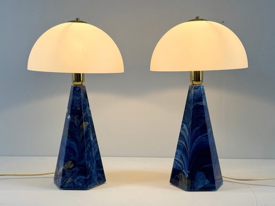 Image 1 of Set di 2 lampade da tavolo vintage con base in marmo 'Lambada da Tavolo', modello: Prisma, Italia