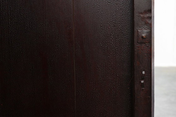 Image 1 of Großer chinesischer Hochzeits- oder Konusschrank aus Holz aus der Qing-Dynastie, 19. Jahrhundert