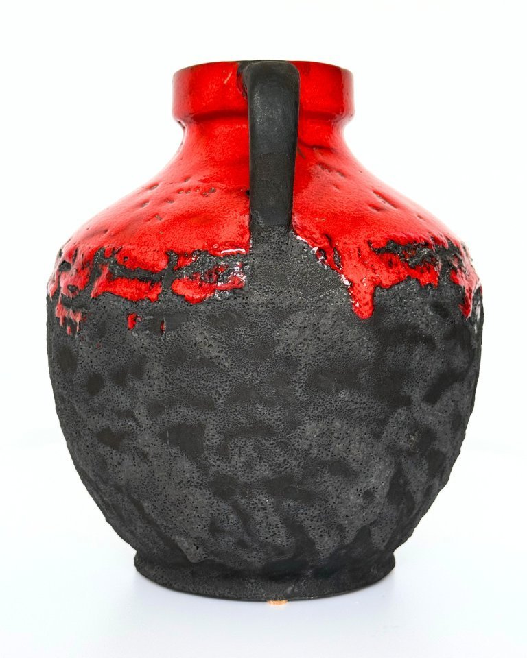 Vintage Fat Lava Vase – West Germany 6351 – Red & Black Lava Glaze