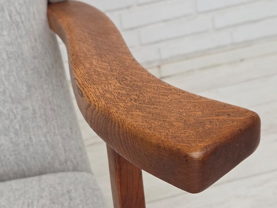 Image 1 of Dänischer Hochlehner-Sessel aus den 1950er Jahren, neu bezogen, Wolle, Eichenholz.