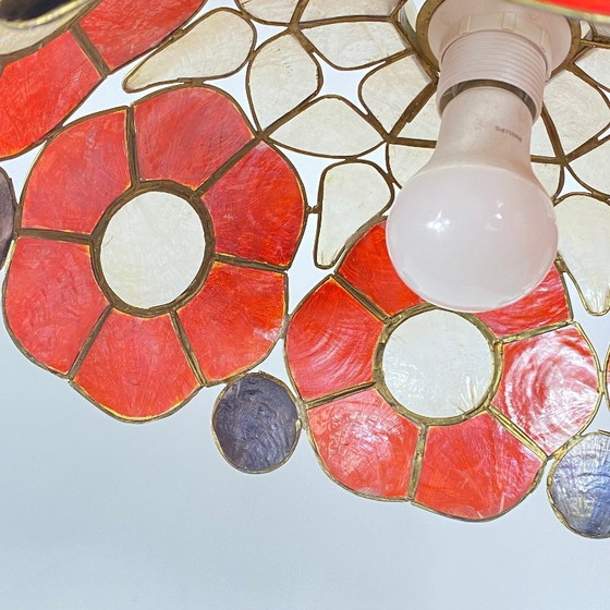 Mother-of-pearl chandelier, Capiz shell, 1950s style, red flowers – Pendant lamps, Stone (photo 8 of 9)