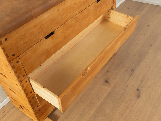 Image 1 of Caja de bóveda reciclada, cómoda