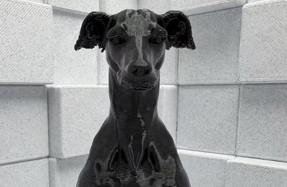 Decoratief beeldje van een hond – Decoratieve objecten, Plastic (photo 2 of 5)