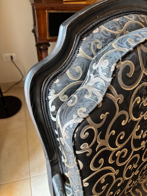 Eugenia Manetti 1935 Classic Carved Armchair – Damask Fabric – Excellent Condition / Eugenia Manetti 1935 (photo 5 of 7)