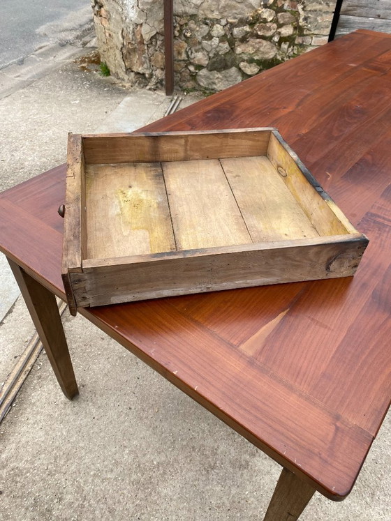 Image 1 of Eettafel in boerderijstijl van massief hout met 1 lade, circa 1930, 209x80 cm