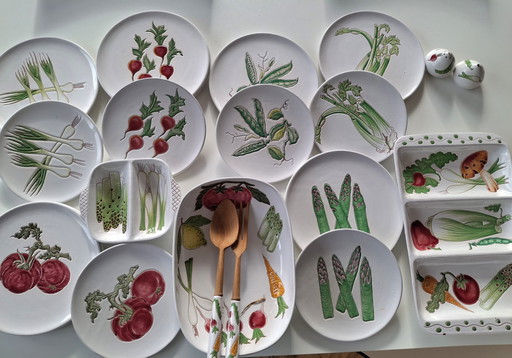 Vintage crockery vegetables. Hand painted in Italy
