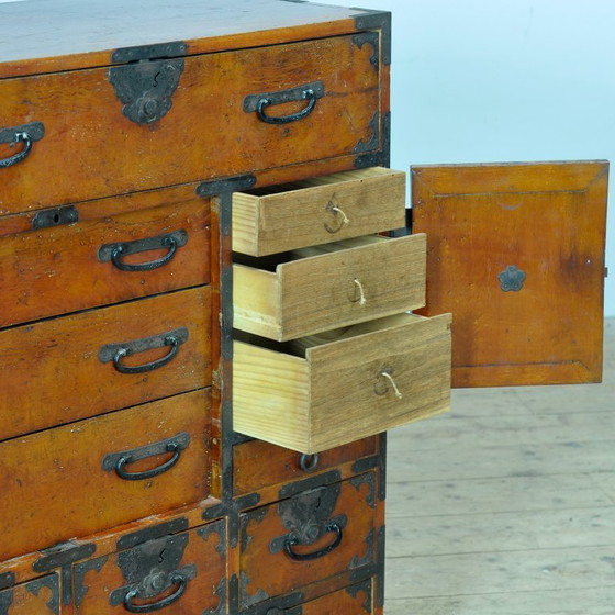 Image 1 of Cómoda japonesa Tansu, circa 1890.