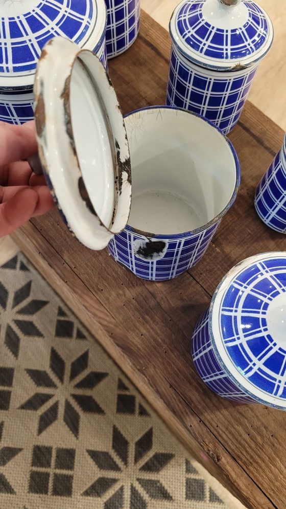 Image 1 of Enamelled metal pots