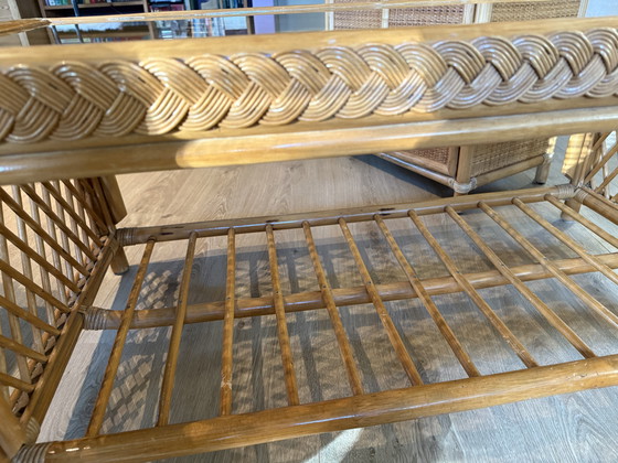 Image 1 of Vintage bamboe salontafel/ coffeetable  met glazen bovenblad