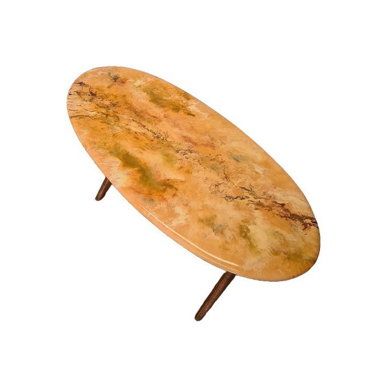 Image 1 of Tavolino ovale di design vintage, anni '60