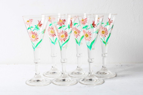 Image 1 of Juego de 6 copas de jerez de diseño floral, raras, de mediados de siglo / Italia / década de 1960