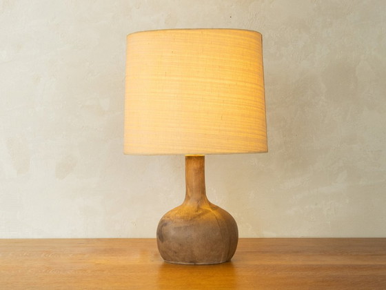1970s Table Lamp with Ceramic Base – Textile (photo 2 of 8)