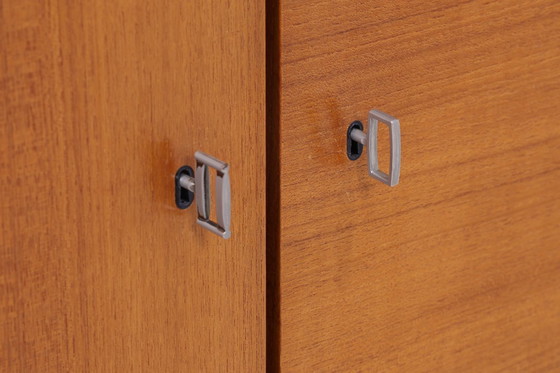 Image 1 of Armadio vintage in teak | Armadio per biancheria di metà secolo | Armadio anni '60 | con 2 appendiabiti #07-19