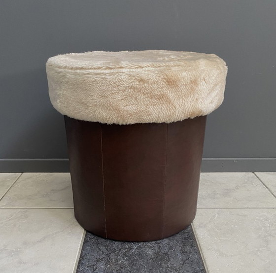 Image 1 of Bruine poef van kunstleer uit de jaren 70 van VEB, model 26W Raphael