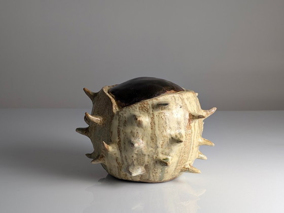Image 1 of Große, organisch geformte Kastanienskulptur aus glasiertem Steinzeug, 20. Jahrhundert