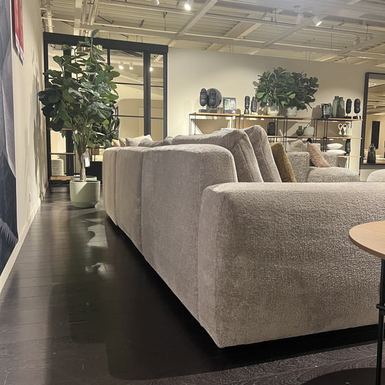 Image 1 of PASSE PARTOUT - LIVIO BENCH