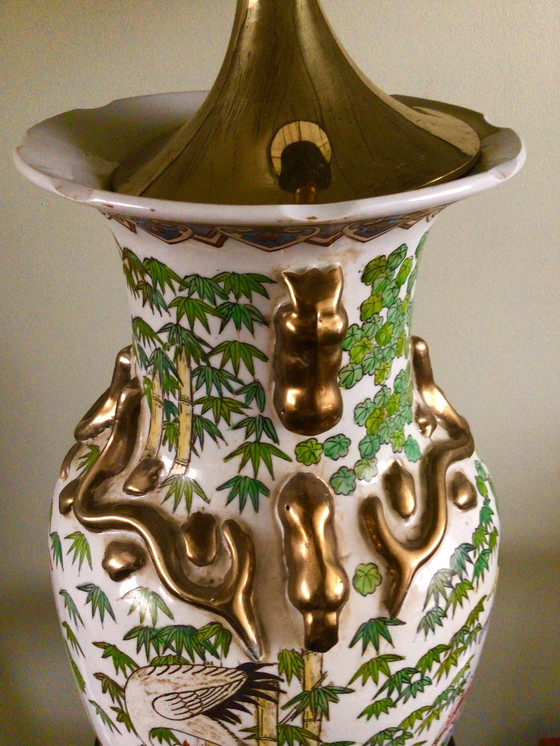 Image 1 of Grote Mid Century Chinese Family Rose Tafellamp Hoogte 76 cm 