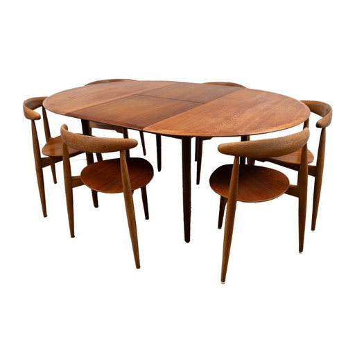 Esstisch & Stühle von Hans Wegner