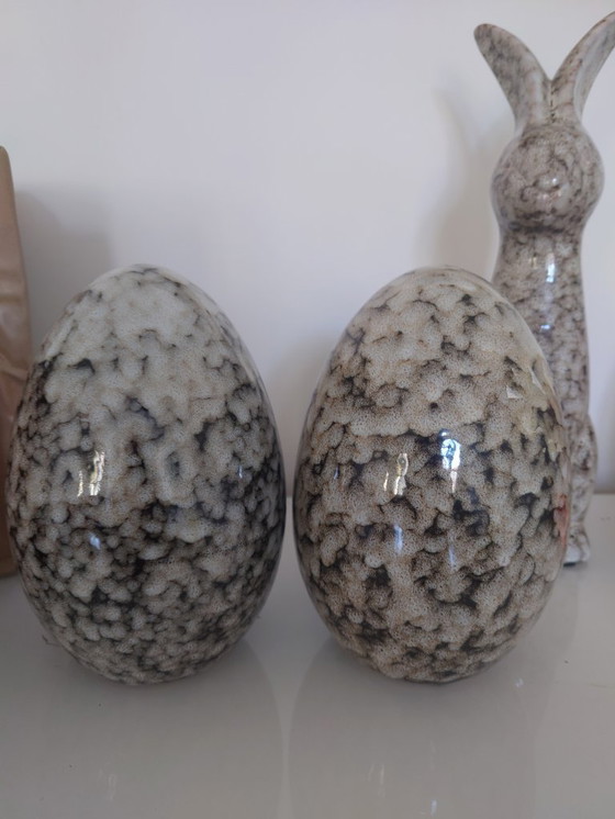 Image 1 of 3-teiliges portugiesisches Keramik-Ostereier-Set mit Hasenmotiv