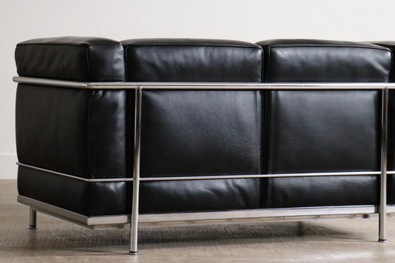 Image 1 of Divano vintage a due posti Cassina LC2 di Charlotte Perriand e Le Corbusier