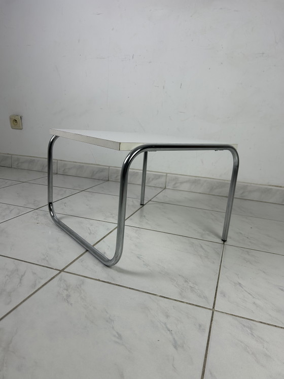 Image 1 of Vintage bijzettafel bauhaus stijl
