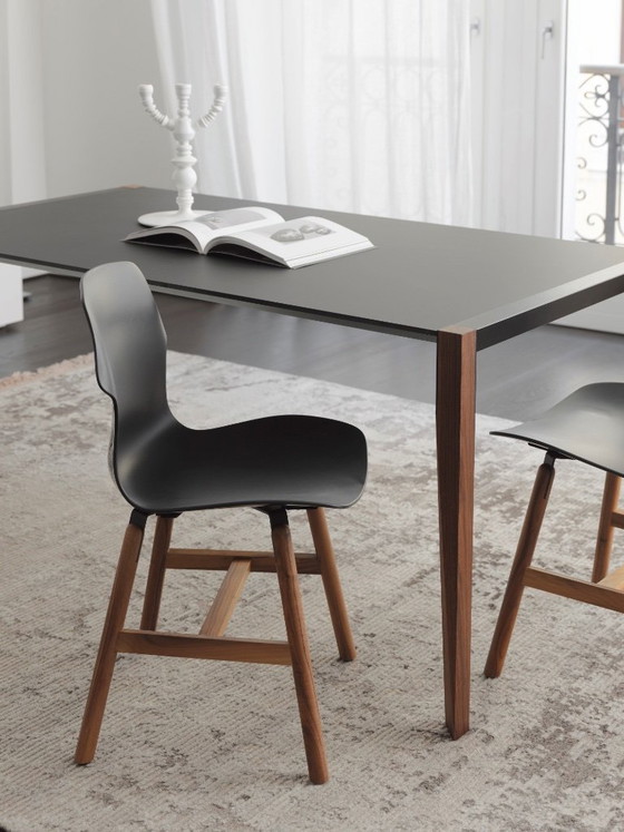 Image 1 of Fenix-NTM® rechthoekige tafel in een moderne stijl / Horm