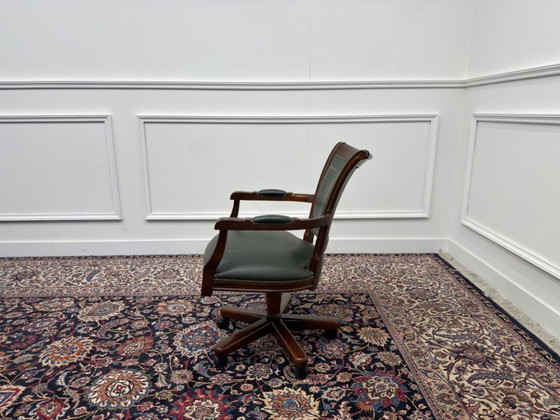 Classic English Chesterfield Office Chair Green Leather – Metal (photo 3 of 7)