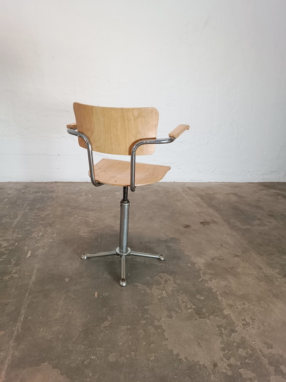 Vintage industrial chair – Office chairs, Metal, Wood (photo 4 of 15)