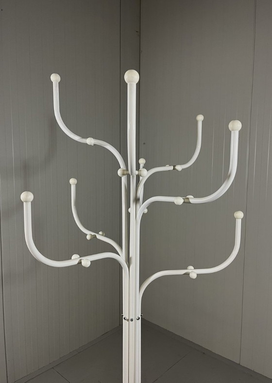 Image 1 of Tree coat rack by Fritz Hansen by Sidse Werner