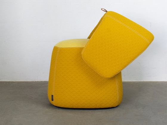 Haworth Openest armchair and pouf designed by Patricia Urquiola, Textile, Yellow, Modern (photo 5 of 11)