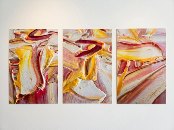 Image 1 of Esclusivo Pendant di Opere del Maestro DE LUTTI, "Colorado" (2024) e "Di rosa" (2021), olio su cartone telato. 