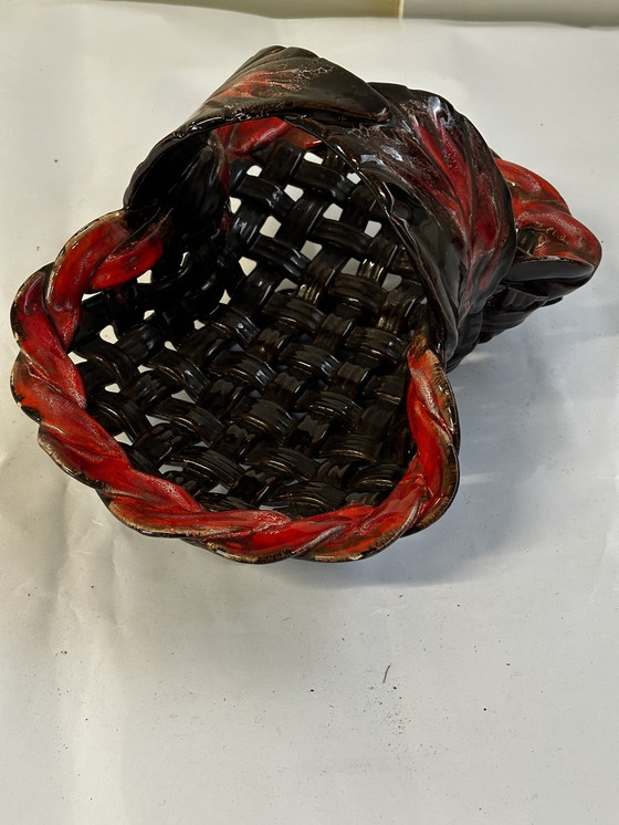 Image 1 of Cesto di frutta - Centrotavola a forma di cesto in ceramica di Vallauris 