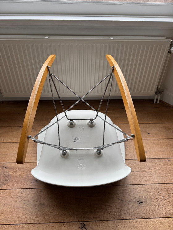 Image 1 of Mecedora Eames RE RAR