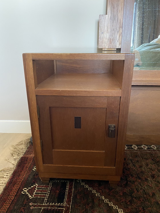 Image 1 of Kaptafel met spiegel / nachtkastjes met passpiegel