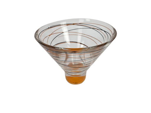 Nybro – Schweden – Handgefertigt – Pendelvase – Glas – Kristall – 1990er Jahre