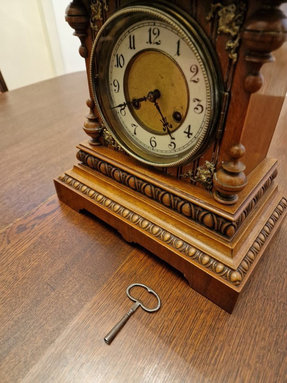 Image 1 of Antiguo reloj de mesa Junghans de ca. 1900, mecanismo mecánico de sonería de 9 días.