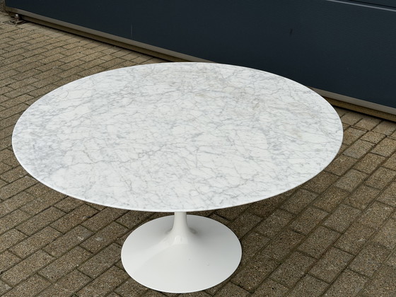 Image 1 of Original Carrara marble round Knoll Tulip dining table (120cm)