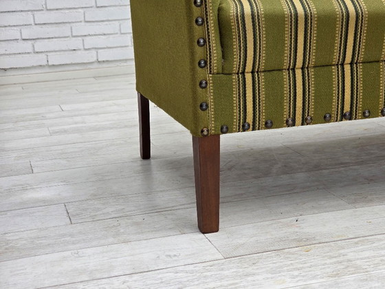 Image 1 of Sofá danés de 2 plazas, década de 1970, lana de muebles verde original, madera de haya.