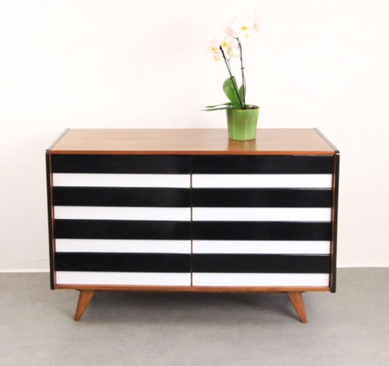 Image 1 of Cassettiera U-450 "Black&White" di Jiri Jiroutek