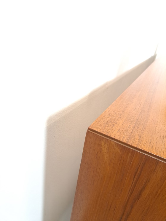 Image 1 of Buffet à hauts pieds et tiroirs