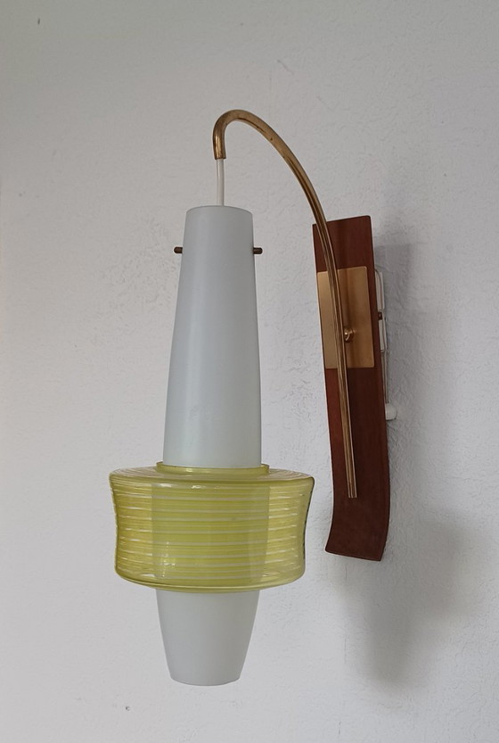 Lampe murale rare des années 1950 – Appliques murales, Glass, Wood (photo 6 of 7)