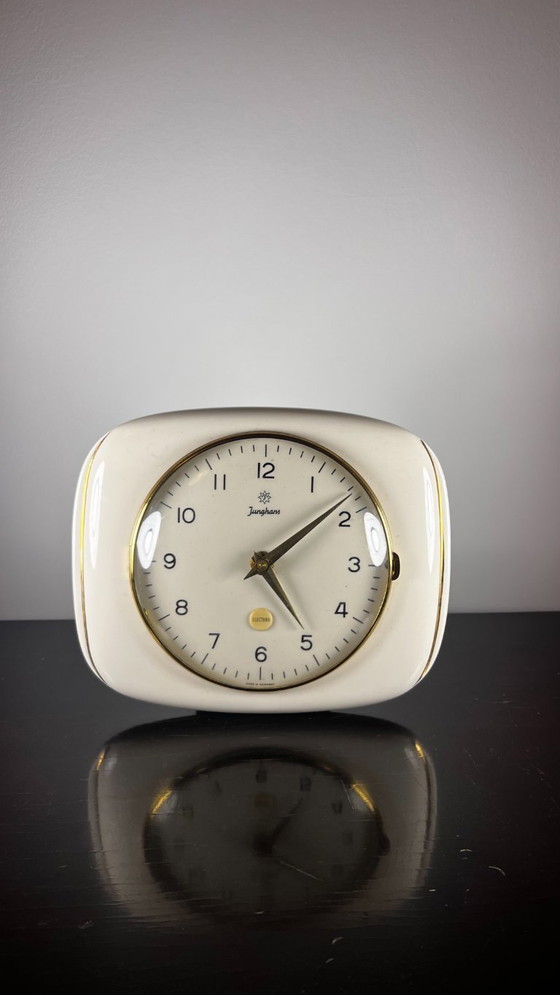 Image 1 of Orologio da cucina vintage in ceramica Junghans – Modello 714/19/52 | Moderno di metà secolo tedesco