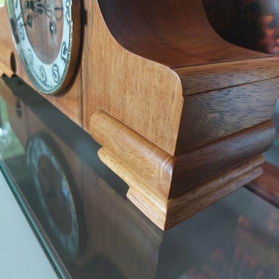 Image 1 of Pendeluhr aus Holz.