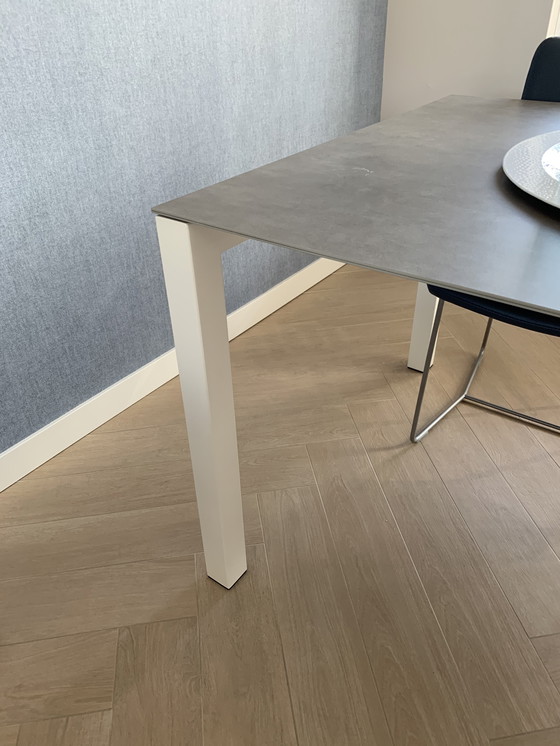 Image 1 of Tavolo da pranzo Bert Plantagie Pedro