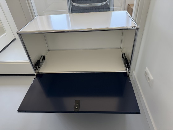 Image 1 of USM Haller kabinet
