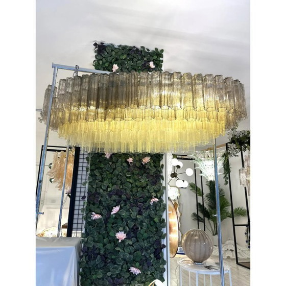 Image 1 of Lampadario ovale in vetro di Murano italiano, realizzato a mano – Oro opaco e multicolore