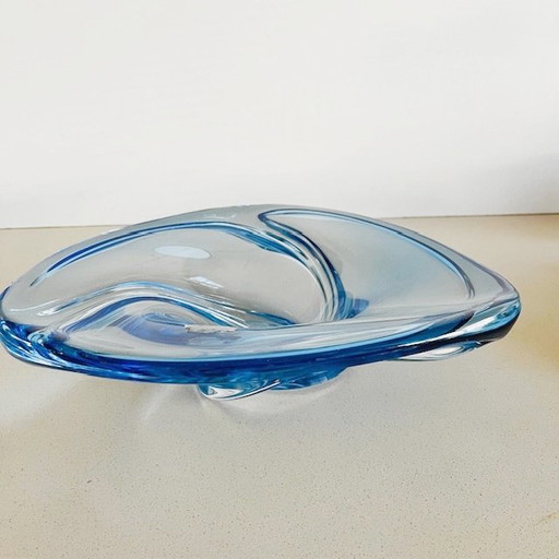 Mid-century XL Val Saint Lambert Patelle Torsade schaal blauw glas René Delvenne 1950's