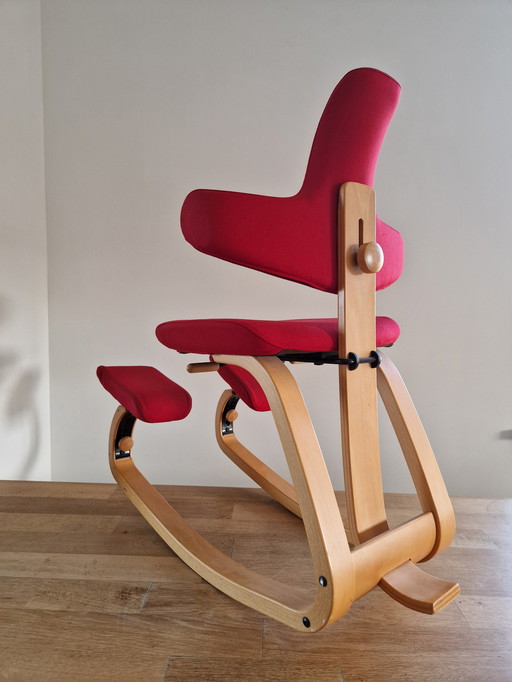 Variér (Stokke) Thatsit knee chair red