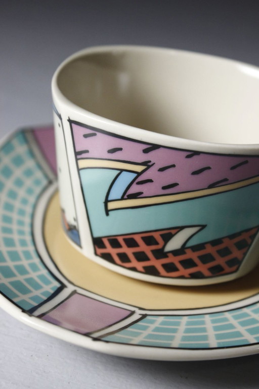 Dorothy Hafner & Rosenthal Studio Linie - Flash cup & saucer 1980s Memphis